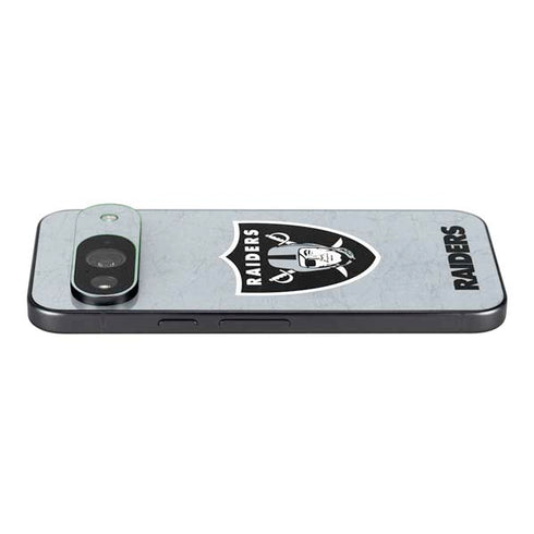 NFL Las Vegas Raiders - Alternate Distressed Google Pixel 9 Skin